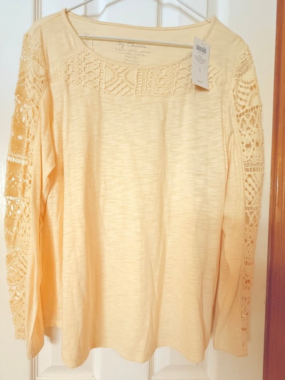 Chico's Livvy Crochet Sleeve Long Sleeve Top - sz M - in Seawhip Yellow - NWT!! - Picture 1 of 5